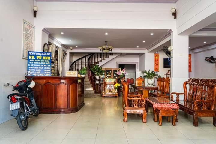 Khach San Tu Anh Hotell Hà Tiên Eksteriør bilde
